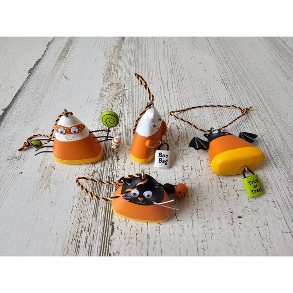 hallmark trimmer Mini candy corn Halloween ornament RARE trick or treat cat ghos